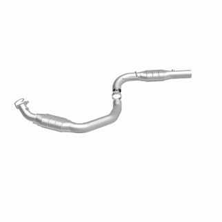 MagnaFlow 2006 Chevrolet Express 2500 4.8L Direct Fit Converter