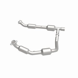 MagnaFlow 2006 Ford E-250 5.4L Direct Fit Converter