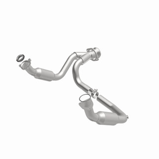 MagnaFlow 09-10 Cadillac Escalade 6.2L Direct Fit Converter