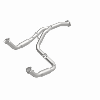MagnaFlow 2011 Chevrolet Silverado 2500 HD 6.0L Direct Fit Converter