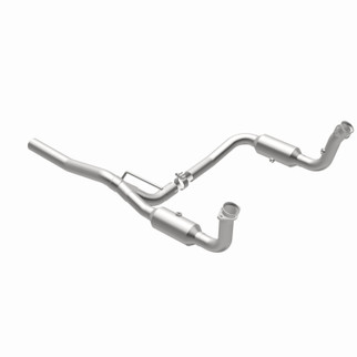 MagnaFlow 09-12 Jeep Liberty 3.7L Direct Fit Converter