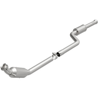 MagnaFlow 08-10 Mercedes-Benz C300 3.0L Direct Fit Converter