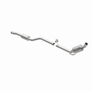 MagnaFlow 08-10 Mercedes-Benz C300 3.0L Direct Fit Converter