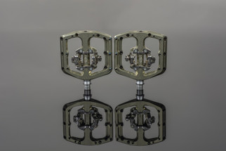 Renthal Cycle Revo-DHC Pedal -  Alu Gold