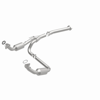 MagnaFlow 04-05 Chevrolet Express 1500 5.3L Direct Fit Converter