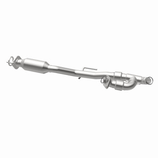 MagnaFlow 11-14 Nissan Quest 3.5L Direct Fit Converter