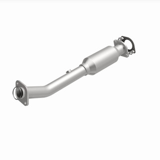 MagnaFlow 05-06 Nissan Titan 5.6L Direct Fit Converter
