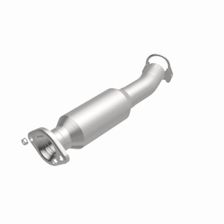 MagnaFlow 04-06 Toyota Sienna 3.3L Direct Fit Converter