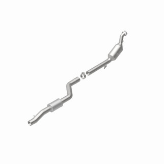 MagnaFlow 07-11 S550 V8 5.5 OEM Underbody Direct Fit Converter