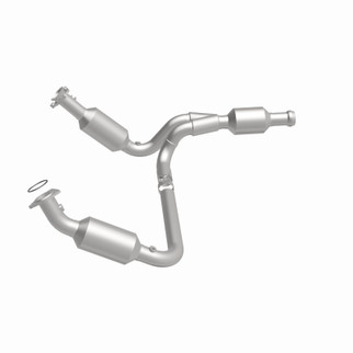 MagnaFlow 09-13 Chevrolet Silverado 1500 5.3L Direct Fit Converter