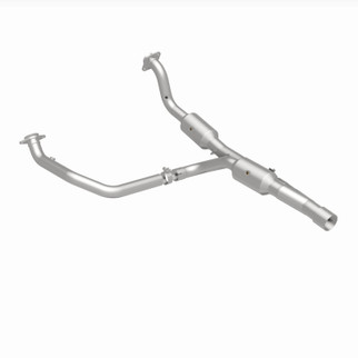 MagnaFlow 14-18 2500 V8 6.4 OEM Underbody Direct Fit Converter