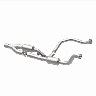 MagnaFlow 14-18 2500 V8 6.4 OEM Underbody Direct Fit Converter