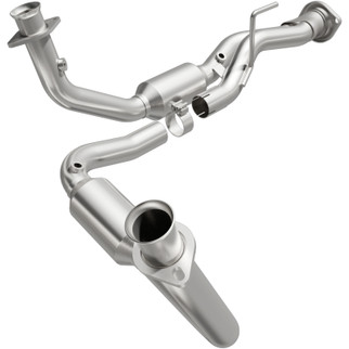 MagnaFlow 05-06 Jeep Grand Cherokee 3.7L Direct Fit Converter