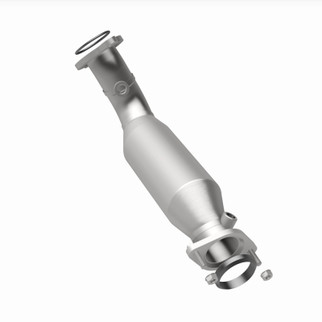 MagnaFlow 09-15 Cadillac CTS 6.2L Direct Fit Converter
