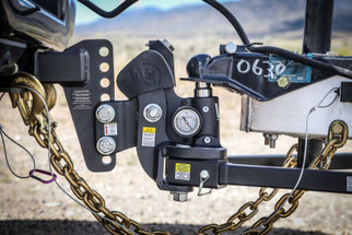 Weigh Safe True Tow Middleweight Distribution 10in Drop & 2in Shank (Rated for 8.5K GTWR) w/WS05