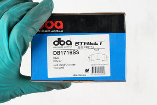 DBA 99-04 Jeep Grand Cherokee Street Series Front Brake Pads