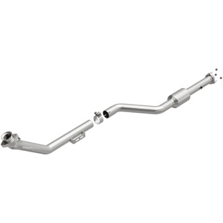 MagnaFlow Direct Fit Catalytic Converter 01-04 SLK230 2.3 Underbody