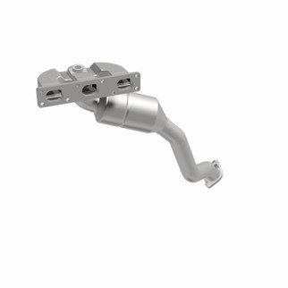 MagnaFlow Direct Fit Catalytic Converter BMW 5 01-03 front