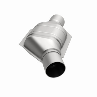 MagnaFlow Universal Catalytic Converter 2.50inch Angled Inlet OBDII