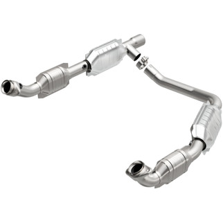 MagnaFlow Direct Fit Catalytic Converter 05-07 Ford E-250/E-350 Econoline V8 5.4L