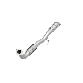 MagnaFlow Direct Fit Catalytic Converter 02-04 Toyota Camry 2.4L Rear