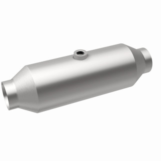 MagnaFlow 2.25 1/O2 CA 4in. Spun Universal Converter