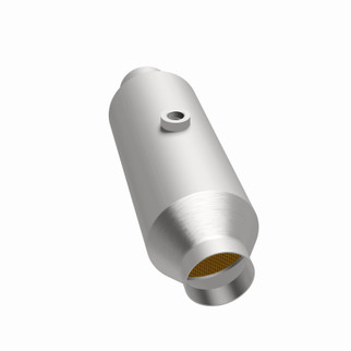 MagnaFlow 2.25 1/O2 CA 4in. Spun Universal Converter