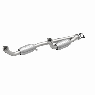 MagnaFlow 95-97 Ford Windstar 3.8L Direct Fit Converter