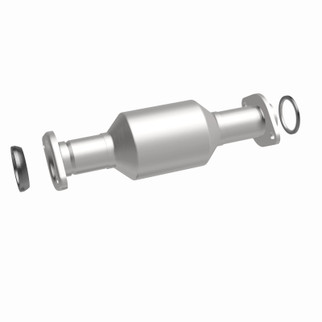 MagnaFlow 11-15 Sienna 3.5 Underbody Direct Fit Converter