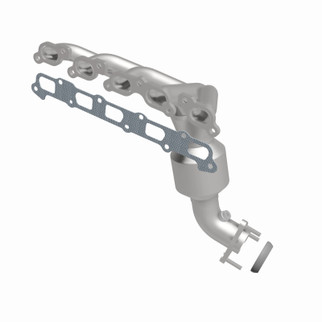 MagnaFlow Direct Fit Catalytic Converter 07-08 Hummer H3 3.7L