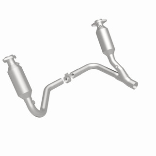MagnaFlow 05-06 Dodge Durango 4.7L Direct Fit Converter