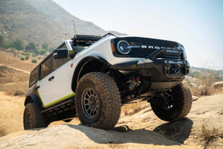 DV8 Offroad 2021+ Ford Bronco (excl. Raptor) Low Pro Skid Plate