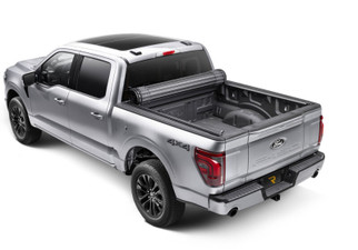 BAK 15-20 Ford F-150 8.2ft. Bed Revolver X4ts
