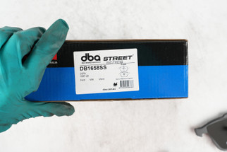 DBA 03-14 Volvo XC90 (w/316mm Front Rotor) Front Street Series Brake Pads