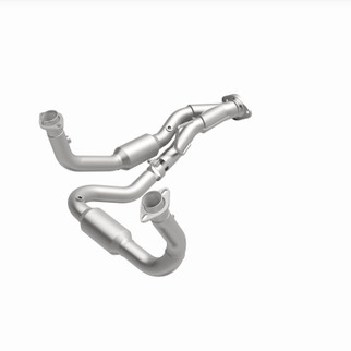 MagnaFlow 05-06 Jeep Grand Cherokee 4.7L Direct Fit Catalytic Converter