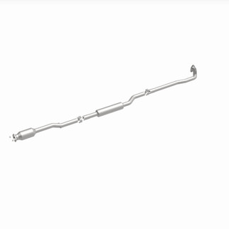 MagnaFlow 14-18 Mitsubishi Outlander Underbody 2.4L AWD Direct Fit Catalytic Converter