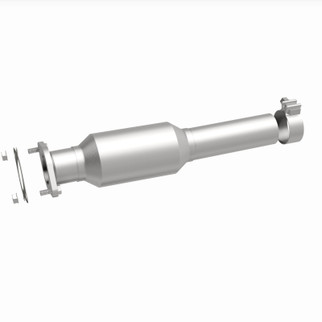MagnaFlow 09-11 Buick Lucerne Rear Underbody 3.9L Direct Fit Catalytic Converter
