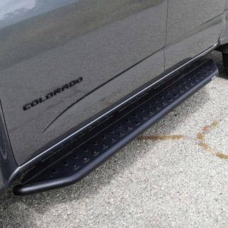 Westin 15-24 GMC Canyon Crew Cab Outlaw Running Boards - Textured Black