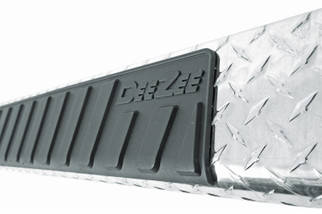 Dee Zee Universal Tubes - 6In Oval - Brite Tread Aluminum (CrewCab)