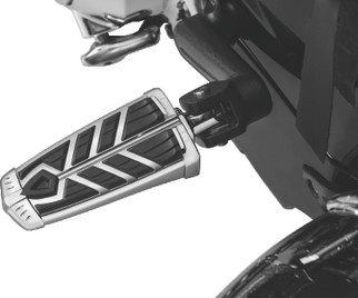 Kuryakyn Spear Footpegs Without Adapter Chrome