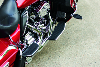 Kuryakyn Hex Brake Pedal Pad FL Models Chrome
