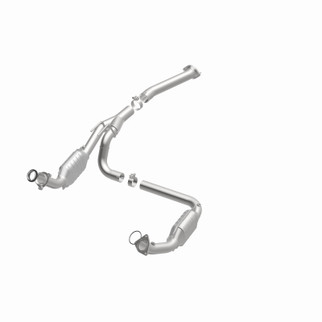 MagnaFlow 03-06 Chevrolet Express 1500 4.3L Direct Fit Converter