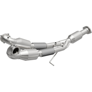MagnaFlow 02-05 S80 2.9 L Underbody Direct Fit Converter