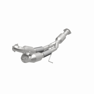 MagnaFlow 02-05 S80 2.9 L Underbody Direct Fit Converter