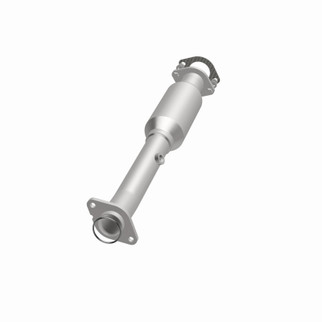 MagnaFlow 2004 Nissan Titan 5.6L Direct Fit Converter