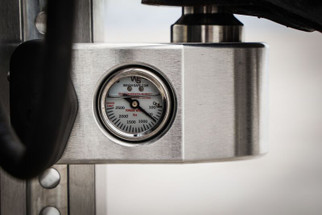 Weigh Safe 6in Drop Hitch w/Built-in Scale & 3in Shank (10K/21K GTWR) - Aluminum