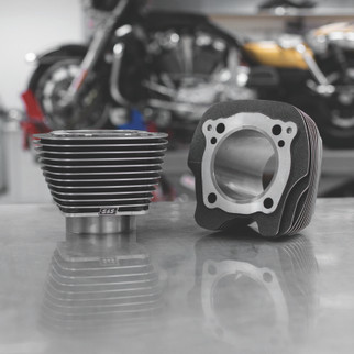S&S Cycle 2017+ M8 Models 4.250in Bore 4.840in Big Bore Cylinder Set - Black Granite w/ Highlight