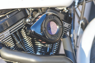 S&S Cycle 08-16 Touring/16-17 Softail Models Stealth Air Stinger Kit w/ Gloss Black Teardrop
