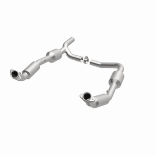 MagnaFlow Direct Fit Catalytic Converter 2008+ Ford E-150 4.6L