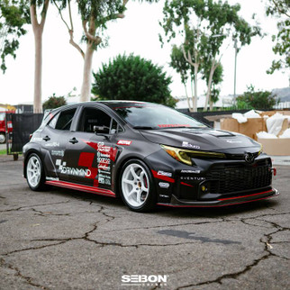 Seibon 2023 Toyota GR Corolla OE-Style Dry Carbon Fenders